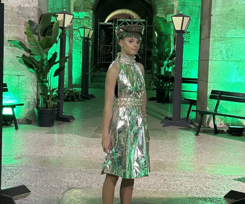 Učenici frizeri sudjelovali na Reviji frizura u Dioklecijanovim podrumima